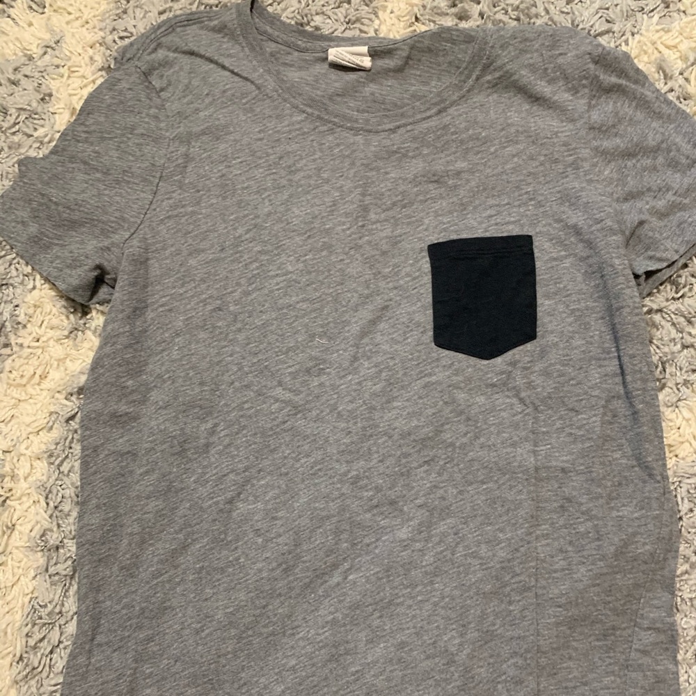 Victoria’s Secret Pink pocket tee